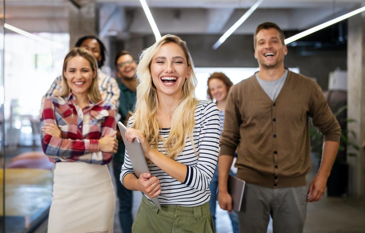 successful-company-with-happy-employees-in-modern-office.jpg